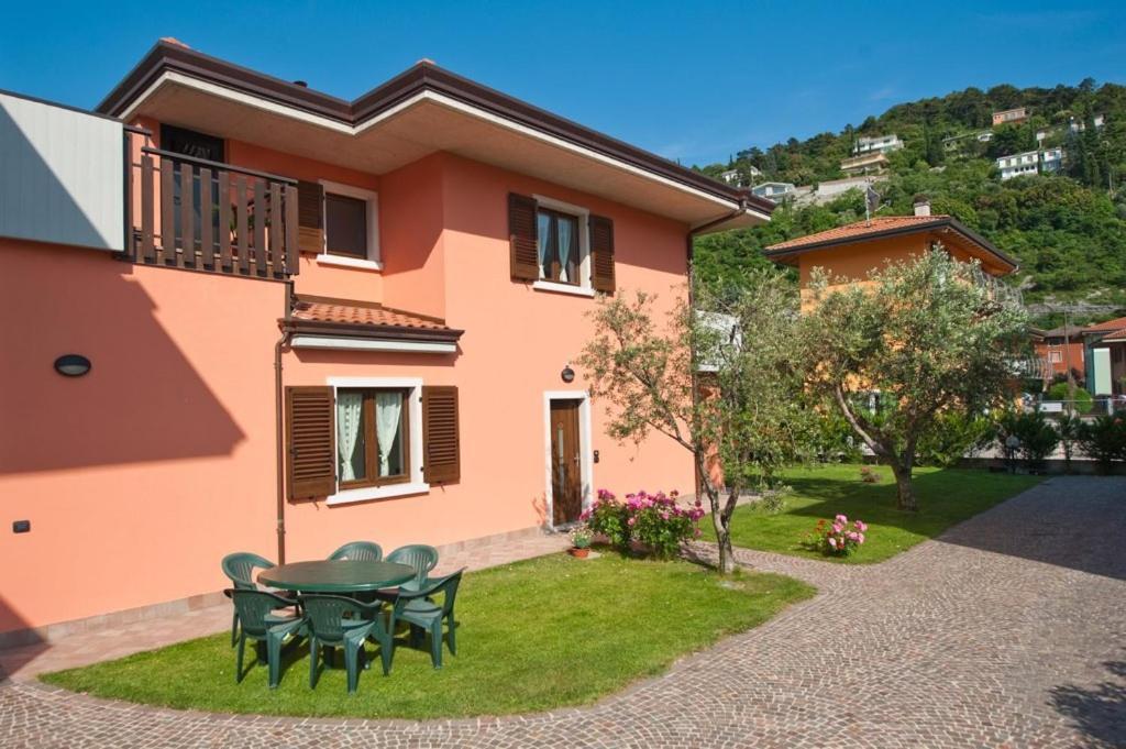 Casa Martinelli Apartamento Torbole Sul Garda Exterior foto